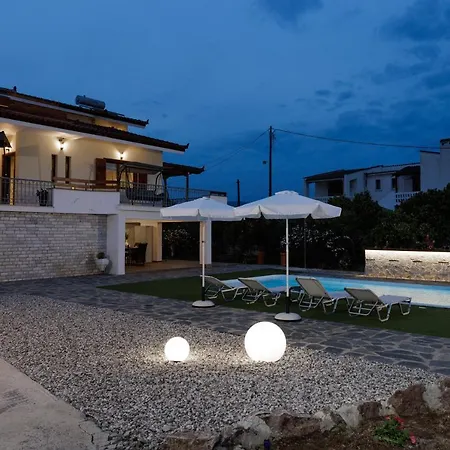 Ero Villa